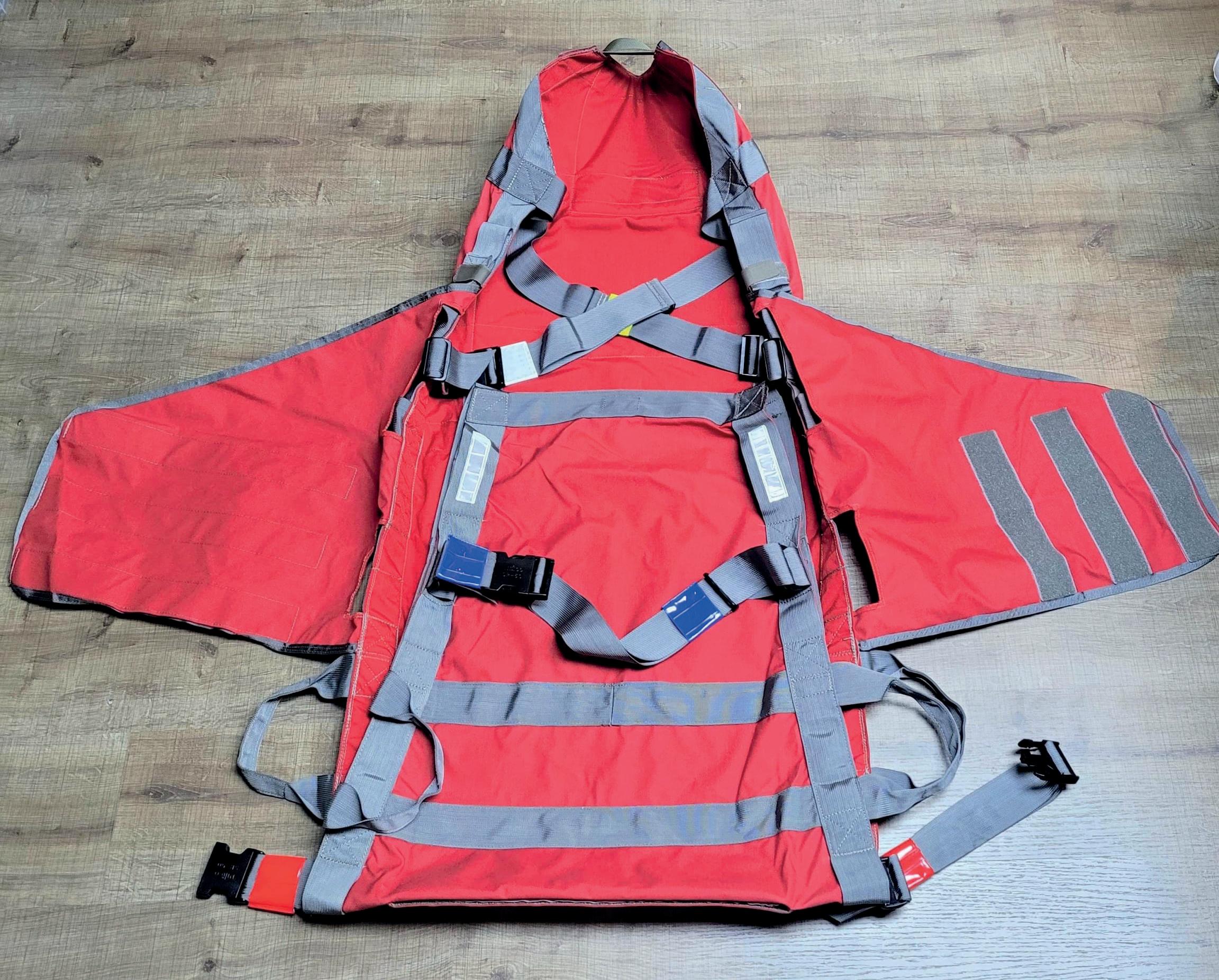 L’Emergency Evacuation Device Gen II (EED) d’East Gear est léger, compact, enroulable et bien conçu.