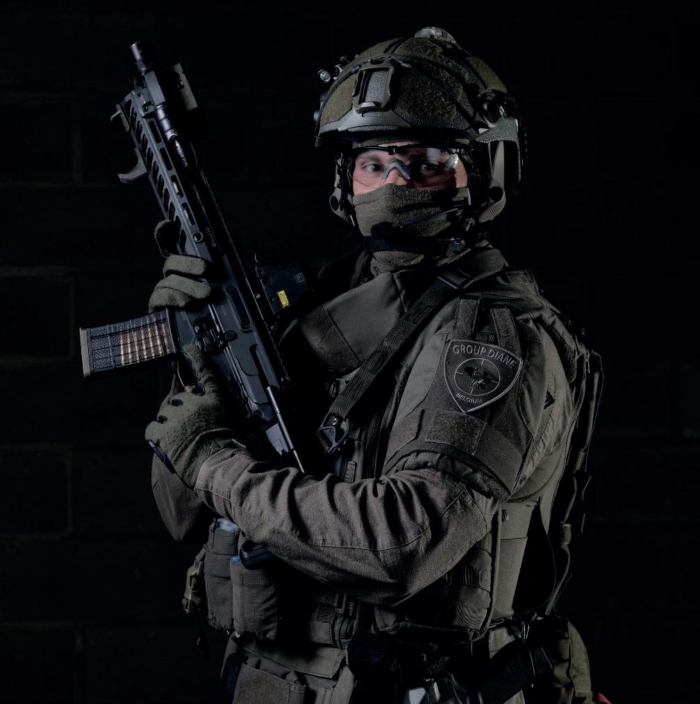 9-x-19-Millimeter-Projektile werden vom ULBRICHTS OPTIO + sicher gestoppt – und zwar traumasicher.