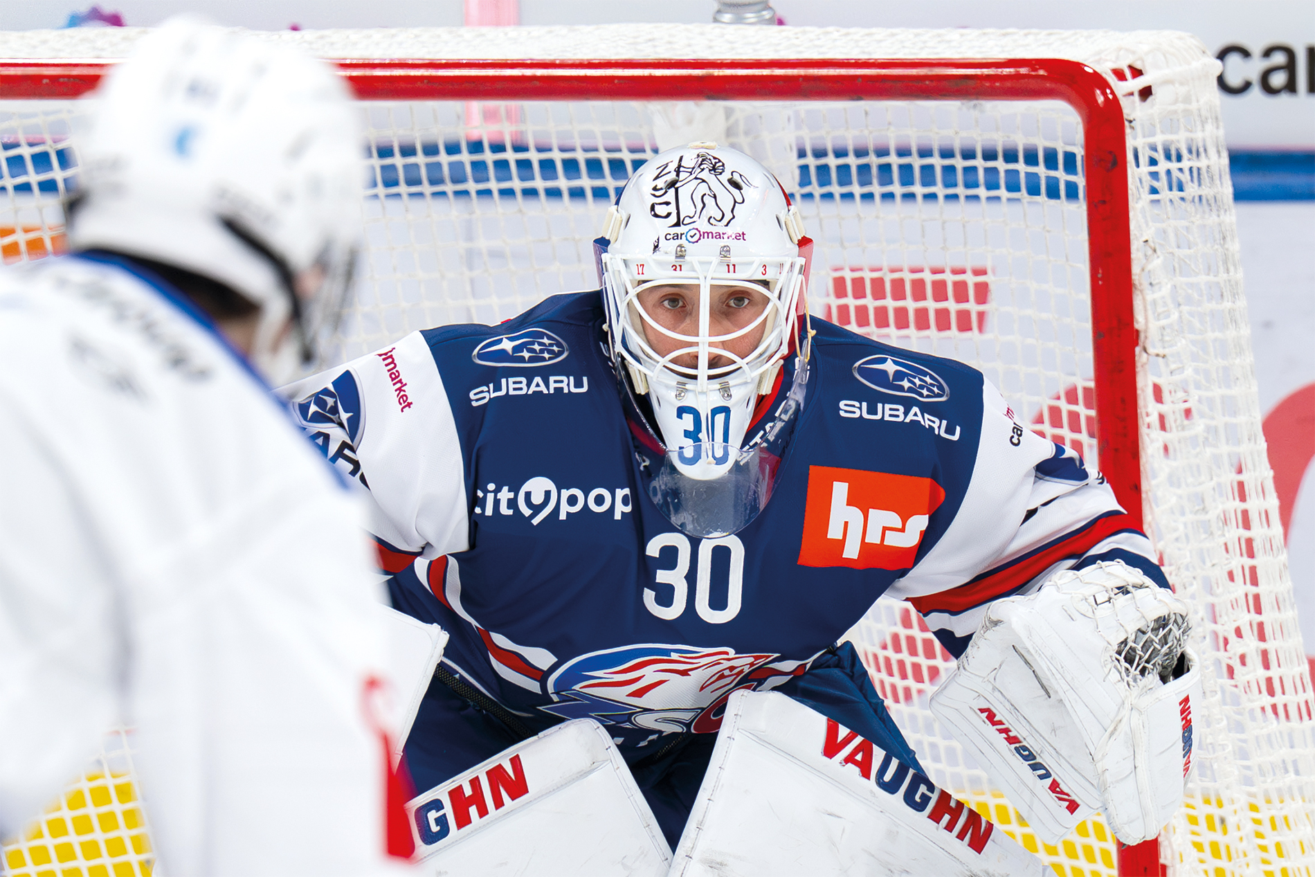 Šimon Hrubec, Goalie der ZSC Lions, hat «Saves Help» gegründet – und spendet selbst einen Franken pro Parade für den guten Zweck.