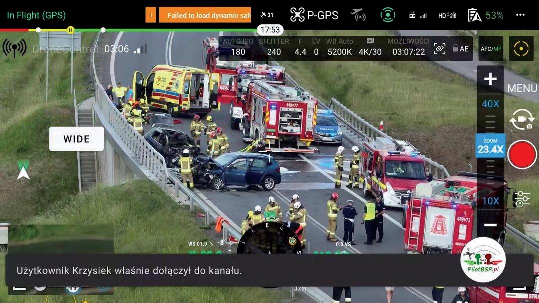 Grâce au flux en direct, qui est automatiquement enregistré, le centre de contrôle et les forces d’intervention sur place reçoivent à tout moment une image complète de la situation.