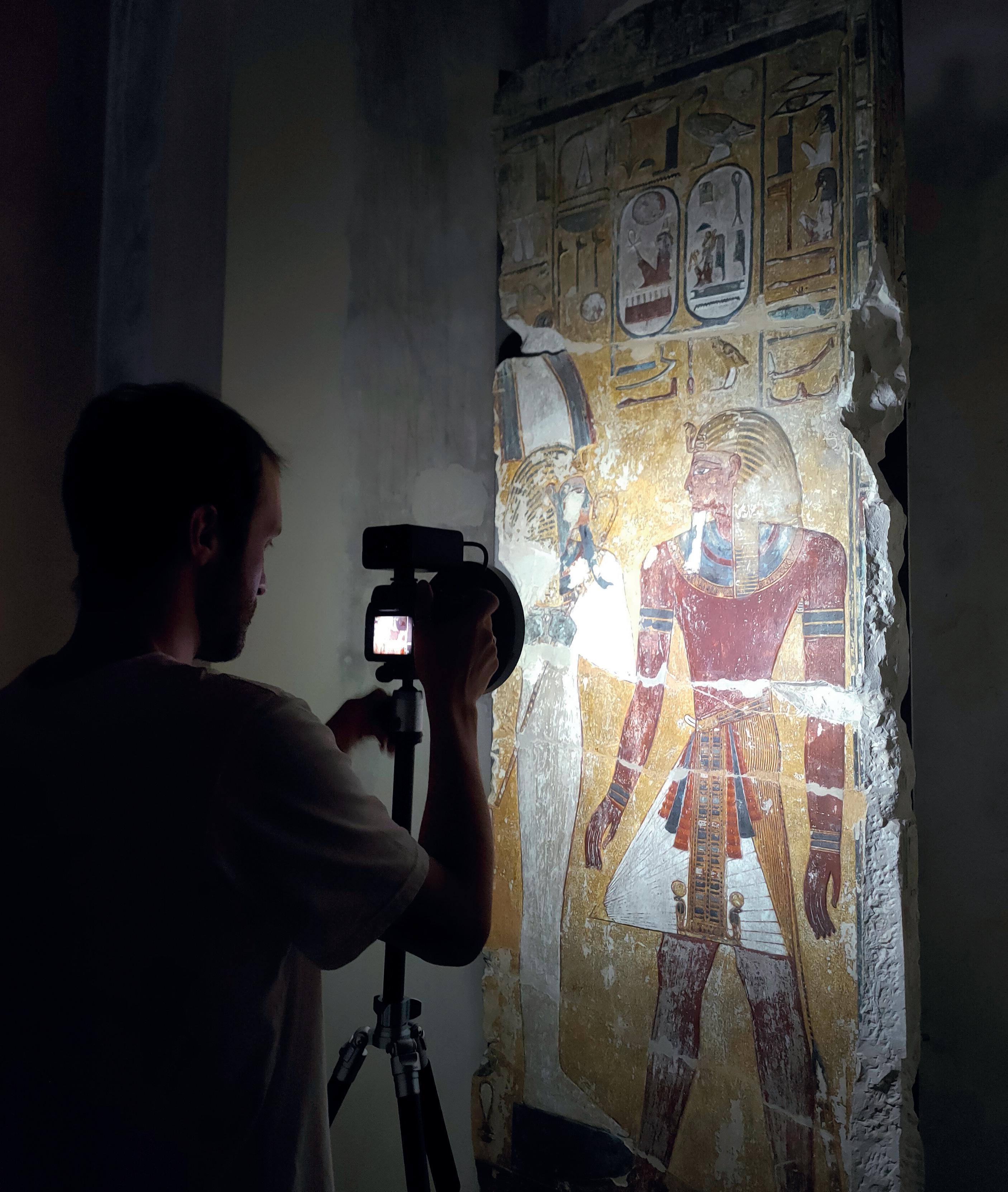 Le système fournit déjà d’excellents services dans l’analyse des antiquités et des œuvres d’art, et peut également être utilisé en criminalistique.