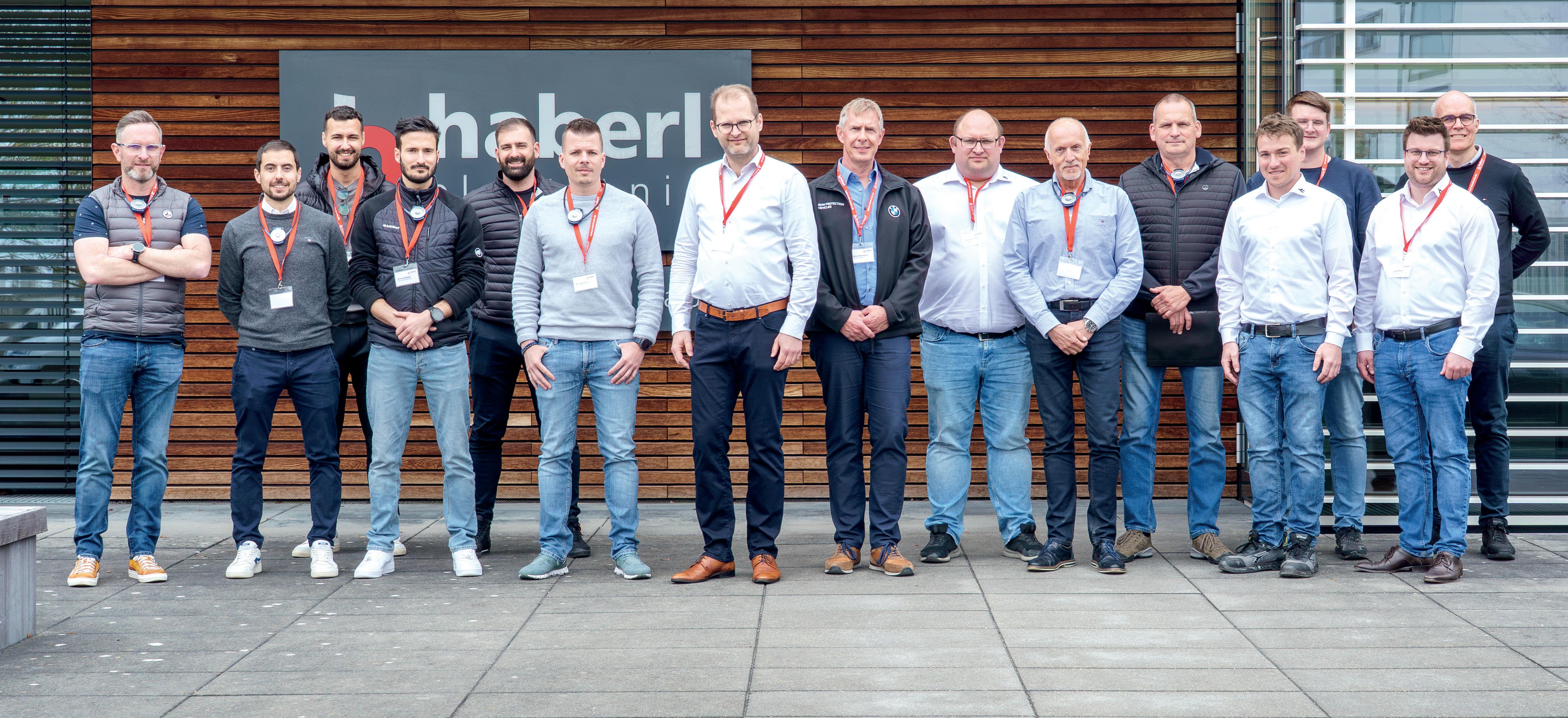 Der 3. Innovations-Workshop von BMW und Haberl Electronic adressierte Behördenkunden aus der Romandie und dem Tessin.