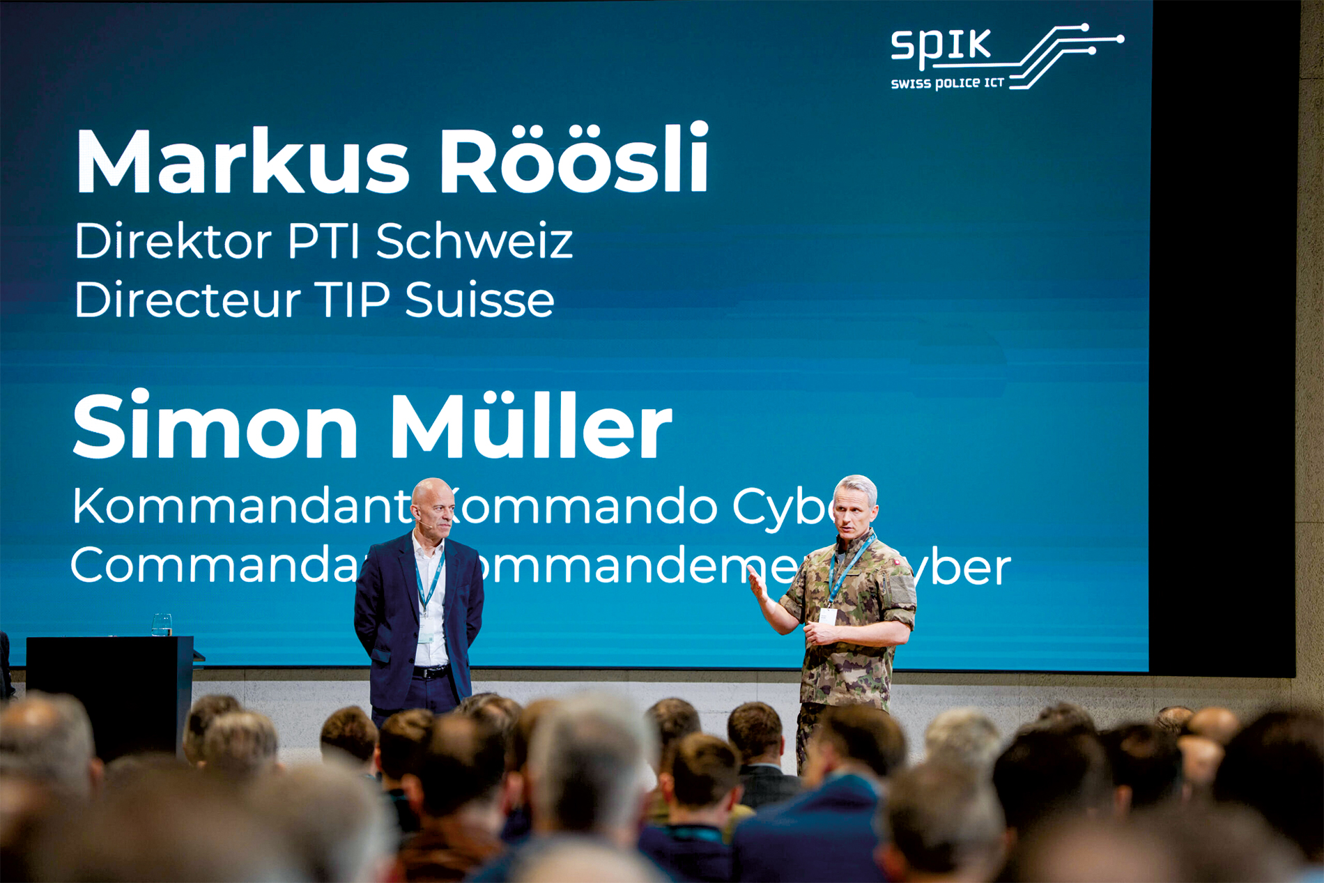 Markus Röösli, Direktor PTI Schweiz (links), und Simon Müller, Chef Kommando Cyber der Schweizer Armee, präsentierten am «MSK»-Halbtag den aktuellen Stand des MSK-Vorprojektes.