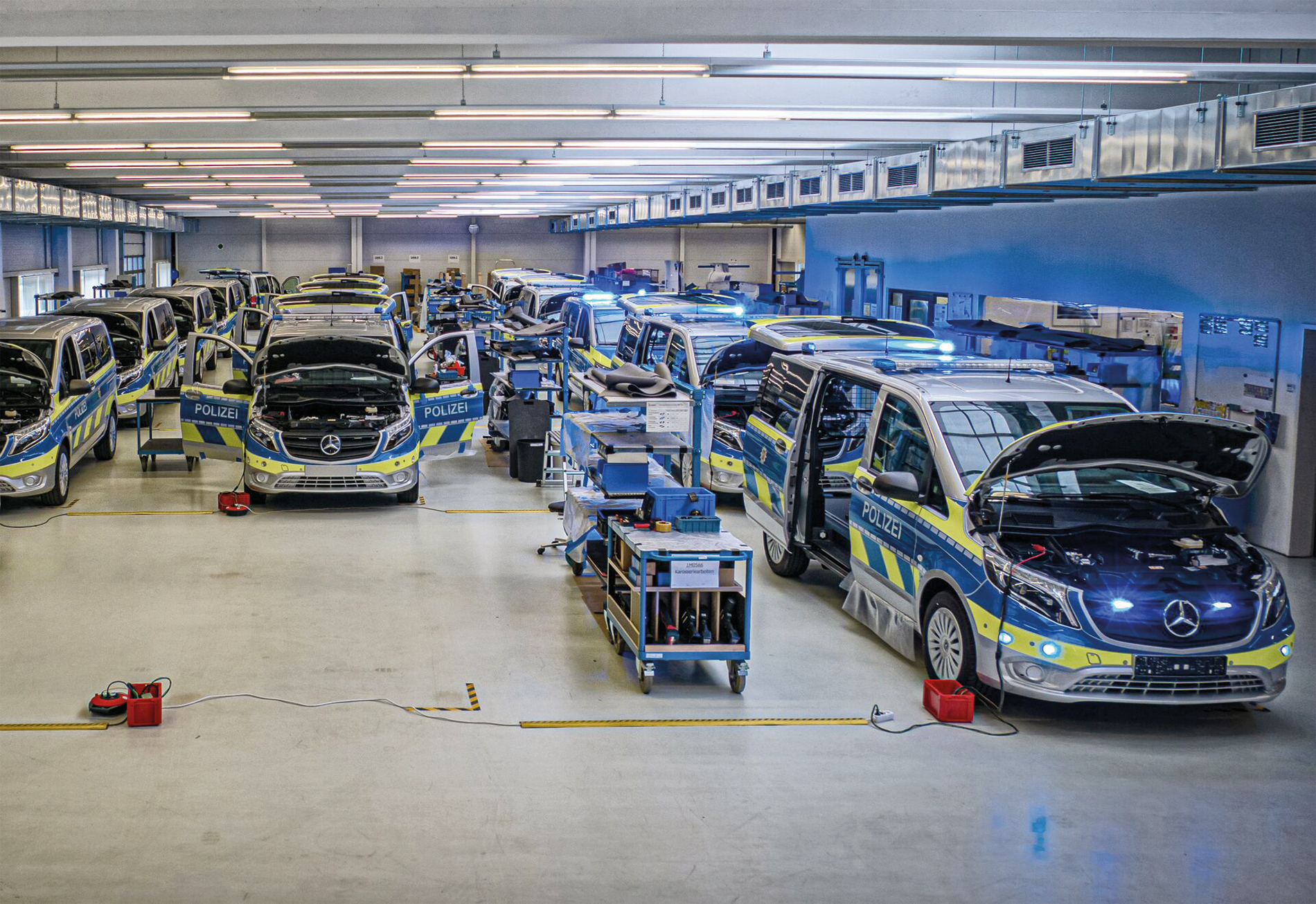 Die Haberl Group baut alle Sonderfahrzeuge von BMW für die Schweiz – und rüstet für Deutschland auch Fahrzeuge anderer Marken um. Das wird jetzt auch in der Schweiz möglich.