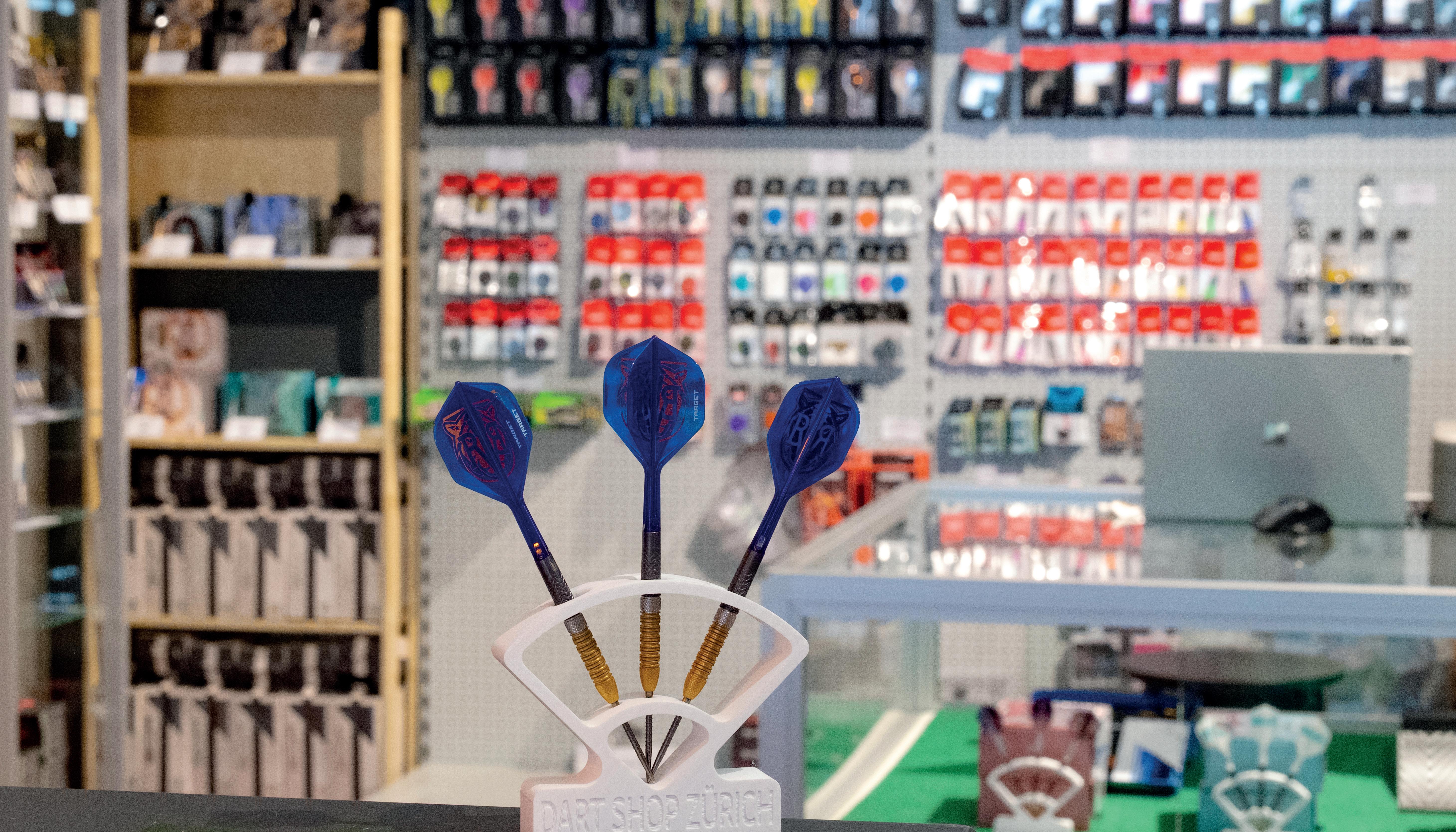 La boutique Dart Shop Zürich propose tout le nécessaire pour les fléchettes, y compris d’excellents conseils.